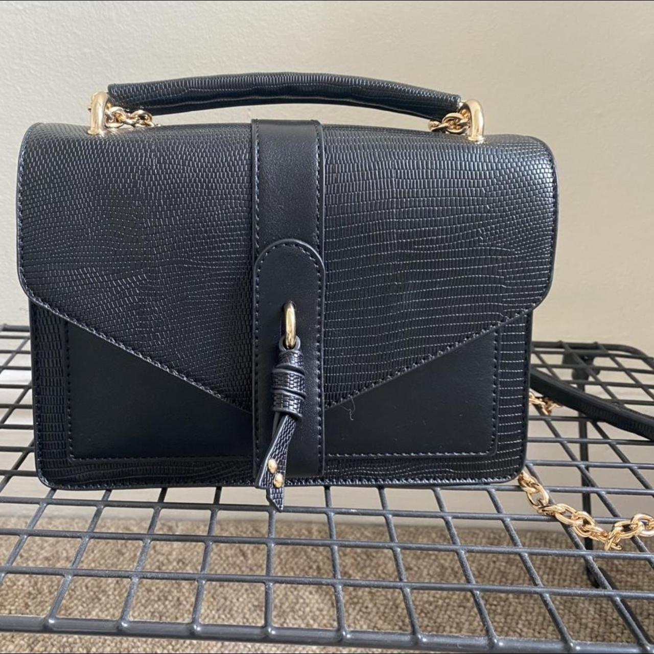 ALDO black chain cross body bag Used a few times and... - Depop