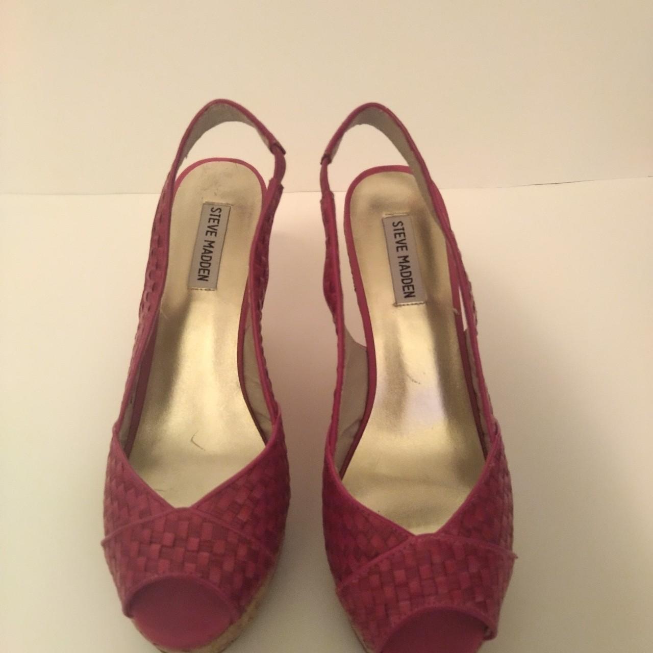 Steve Madden Women's Pink Sandals | Depop