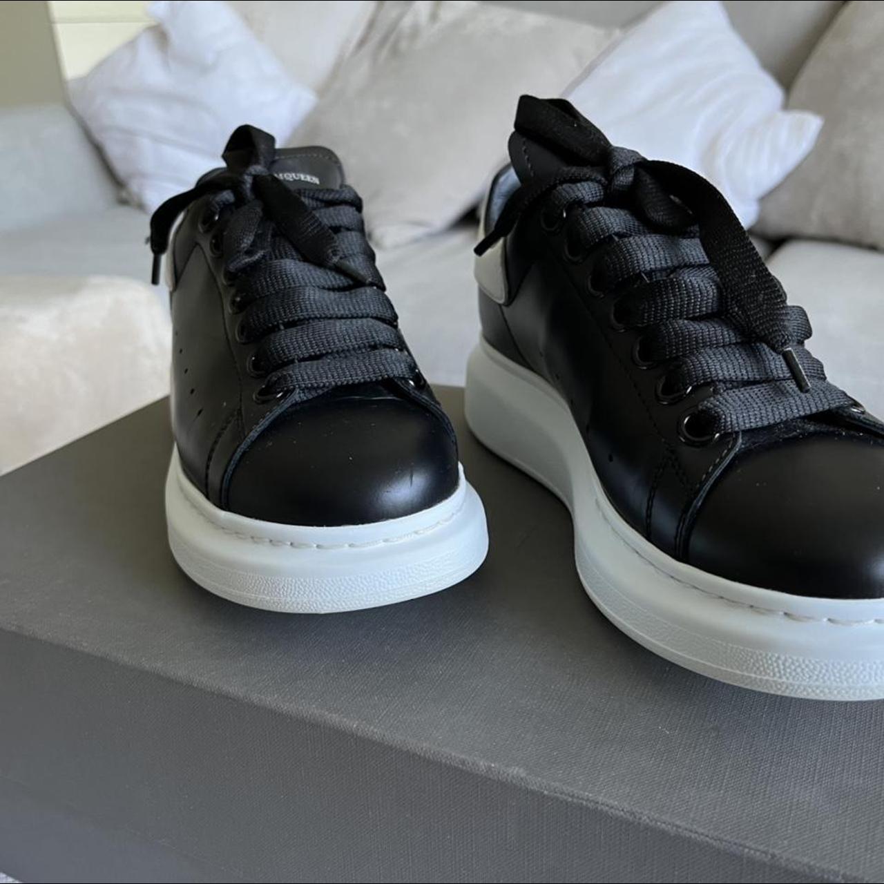 alexander mcqueen trainers black and gold