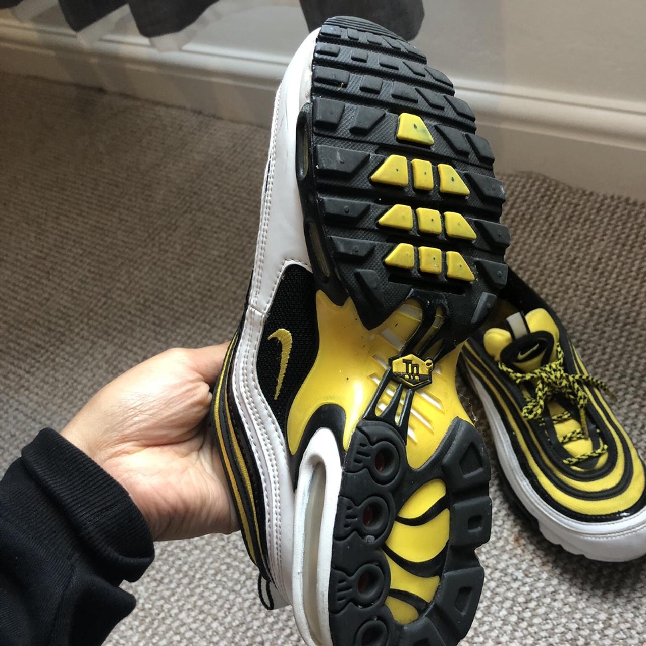 playboi carti air max 97