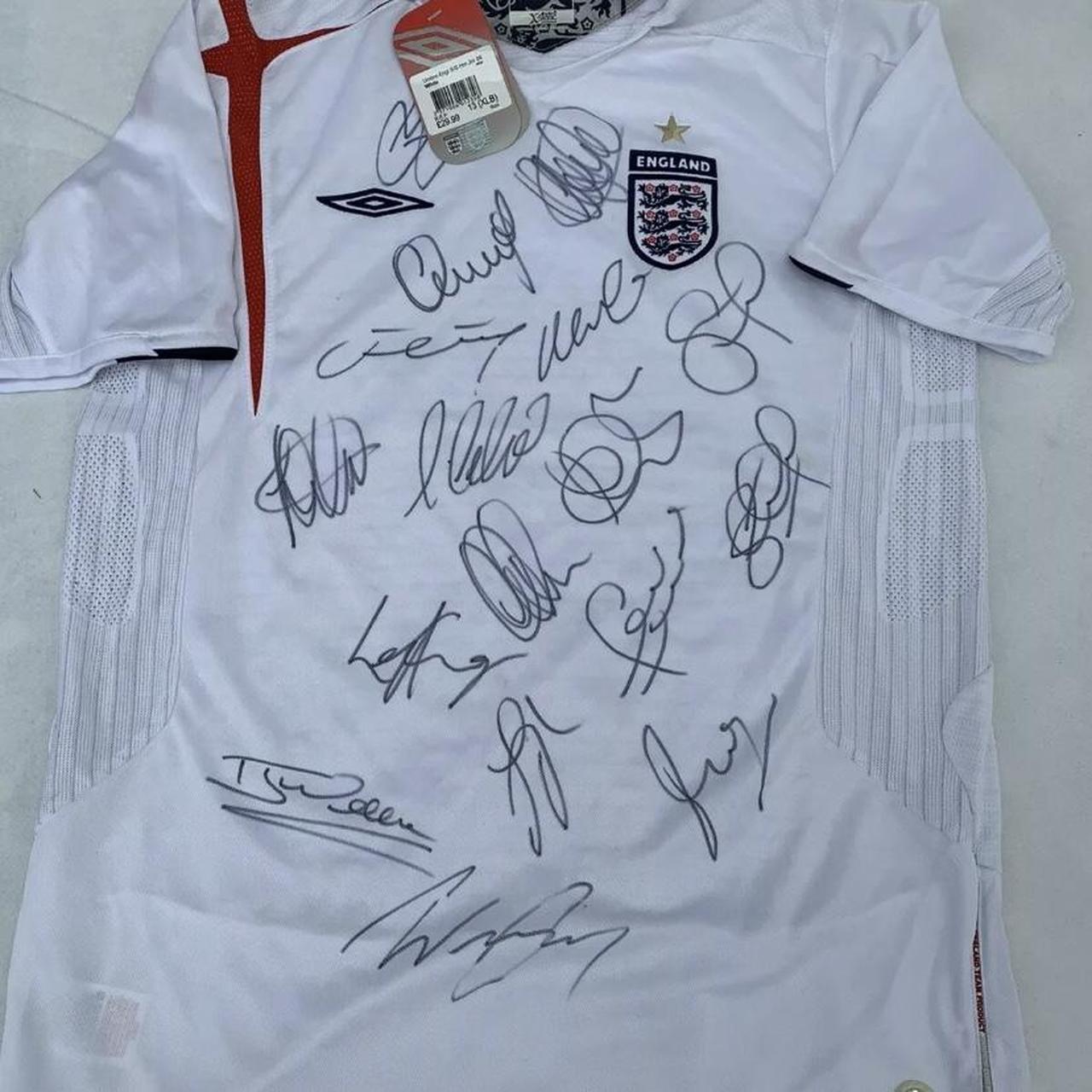 Boys Signed England Football Shirt 2005/07 Age 1314... Depop