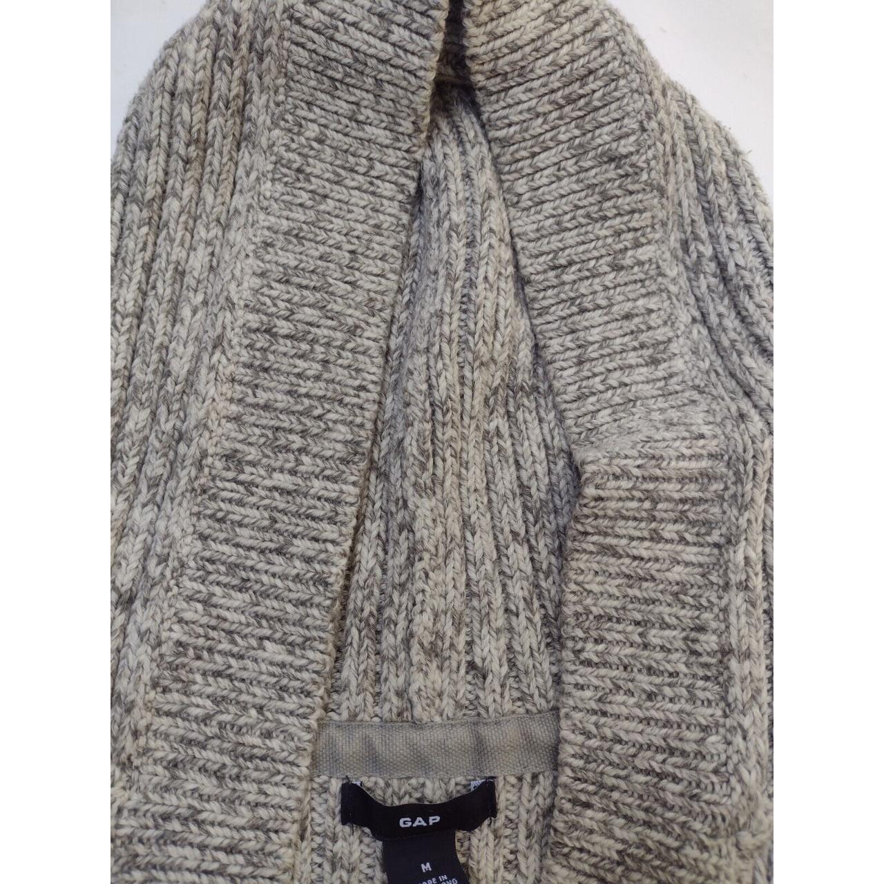 GAP Hooded Cable Knit Sweater Womens Sz M Long... - Depop