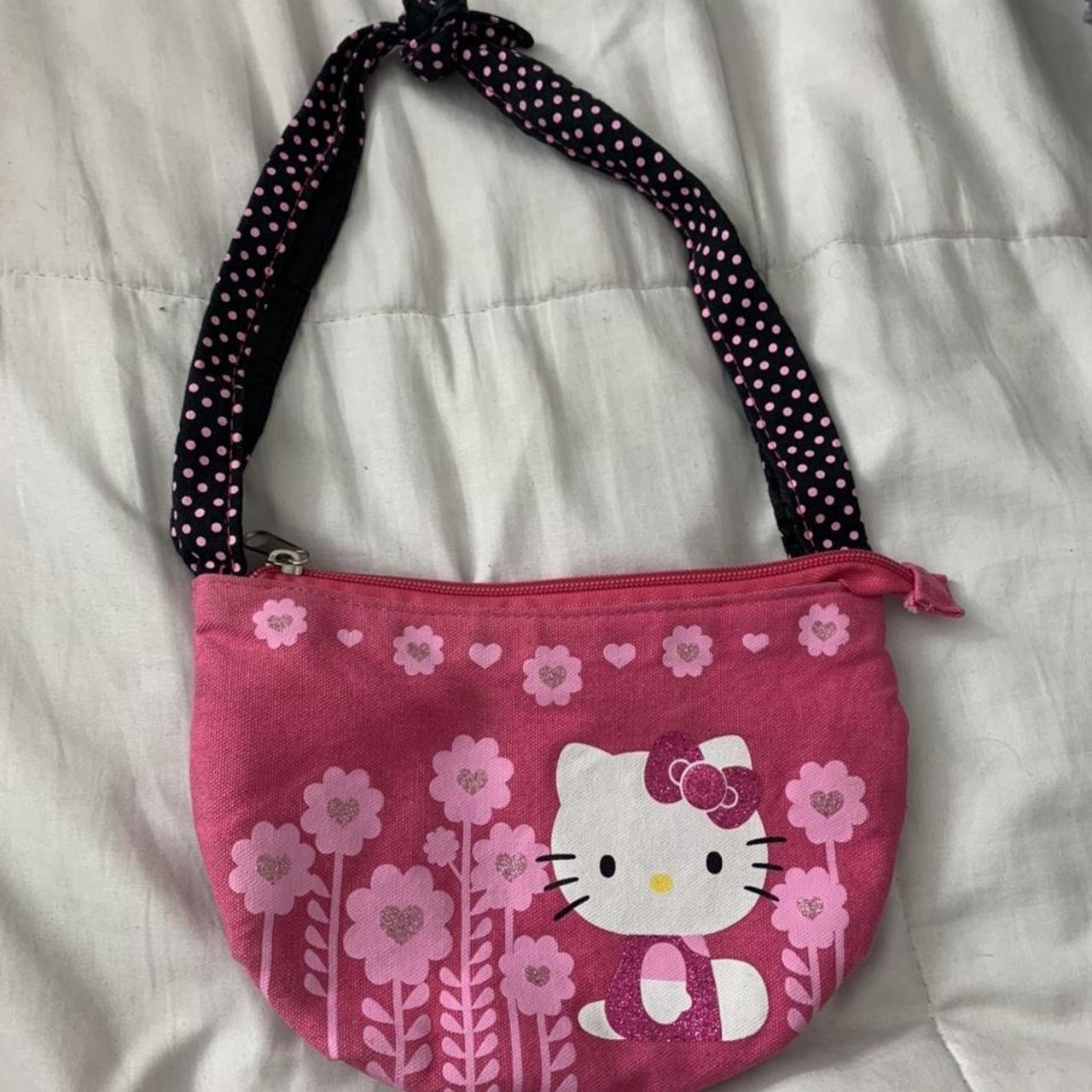 hello kitty mini bag no international shipping Depop