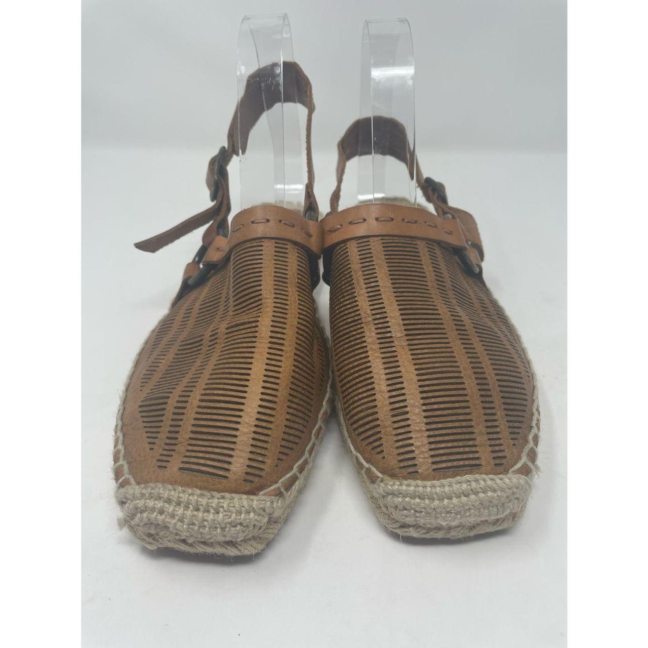 Product Image 3 - Effortless slip-on espadrilles featuring a