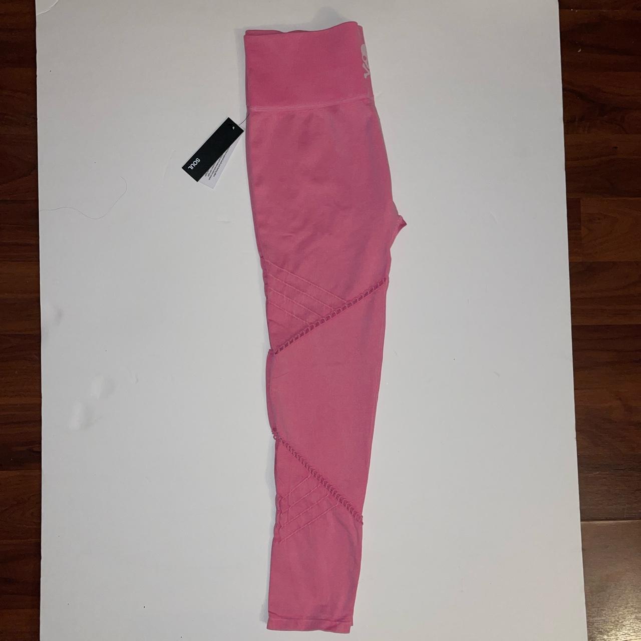 Product Image 3 - HOT PINK SEAMLESS LEGGING
#pink #gymset