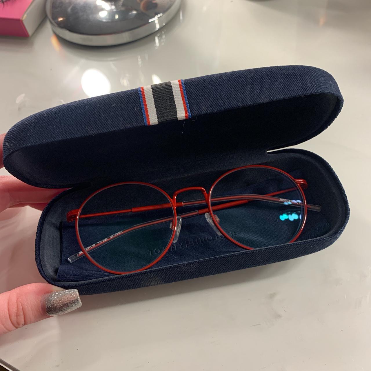 Tommy hilfiger deals red glasses