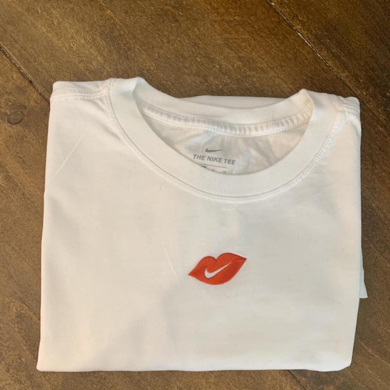 premier league football pink