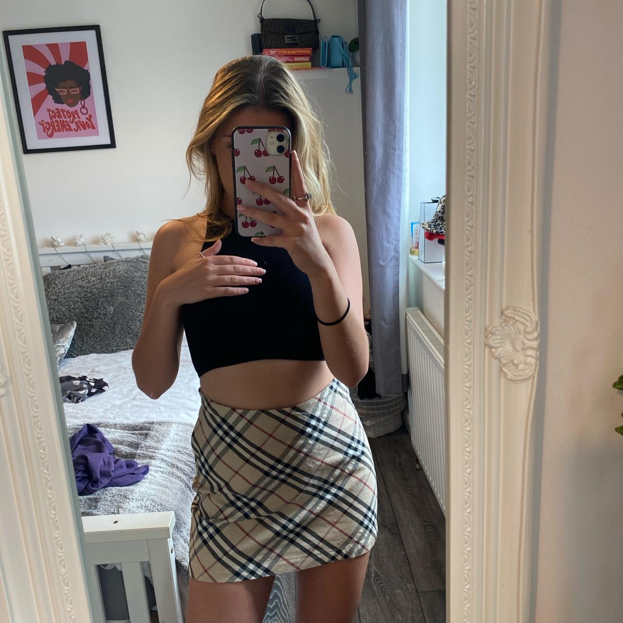 Burberry 2025 skirt depop