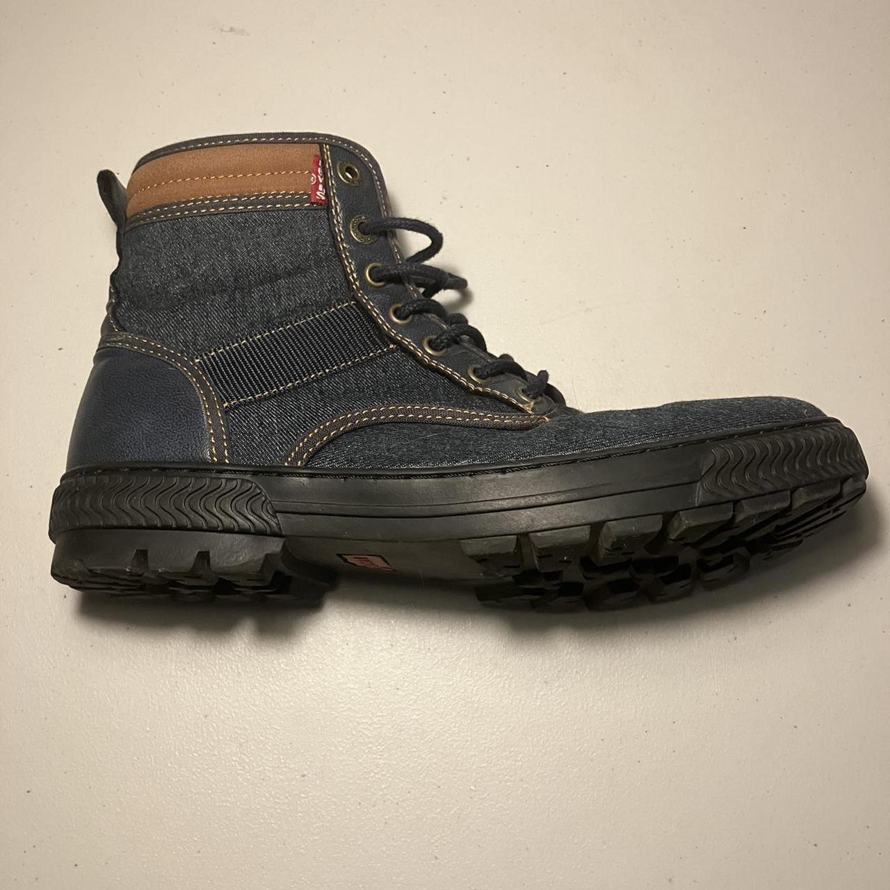 Levis jean outlet boots