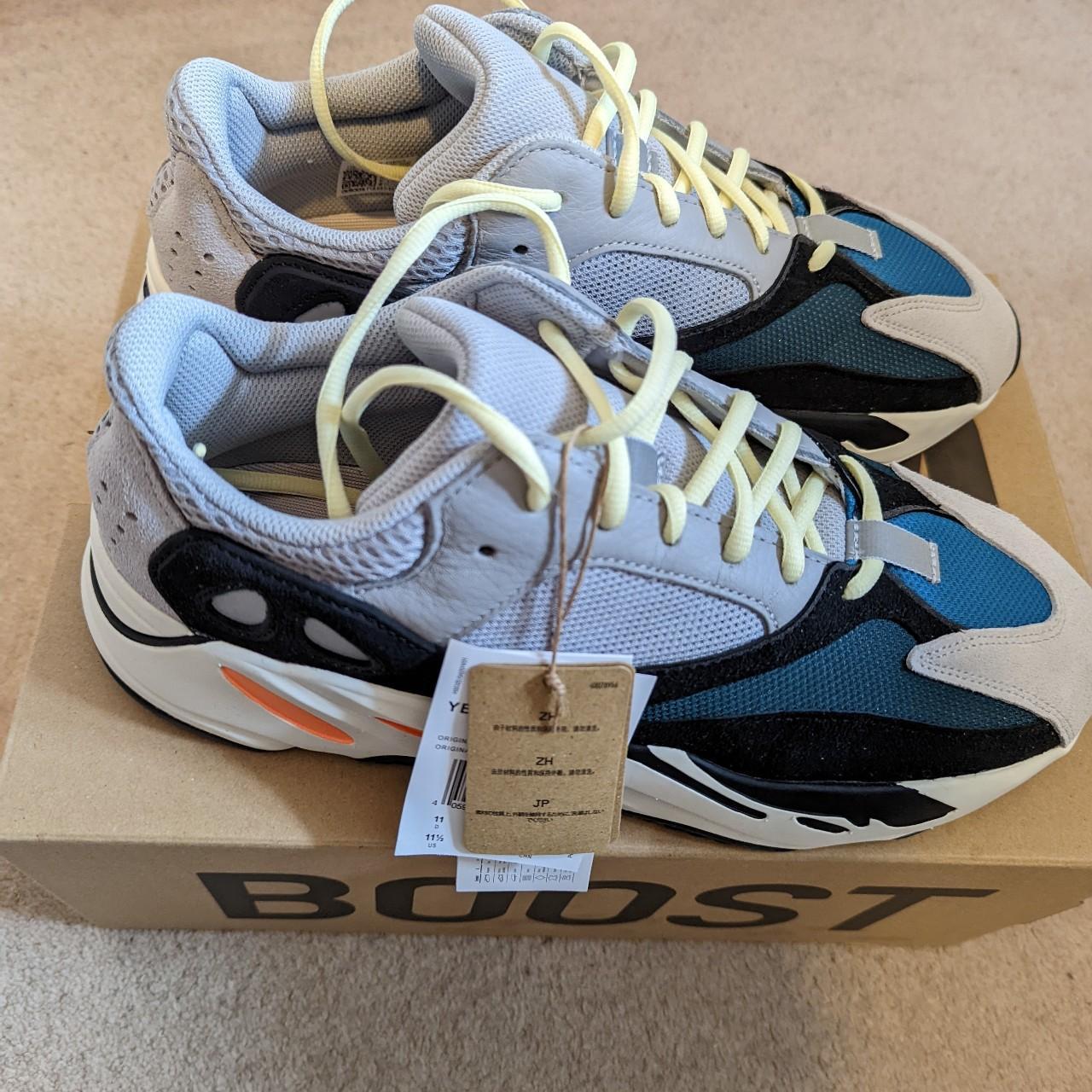 yeezy 700 mint