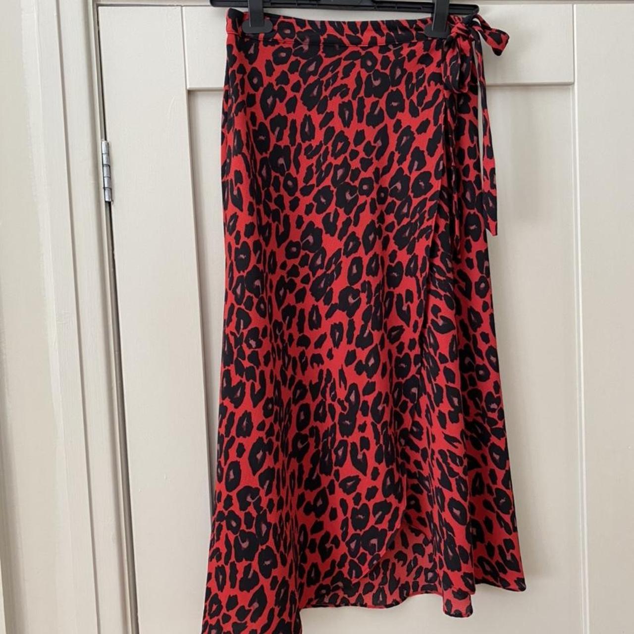 Red leopard print wrap hot sale skirt