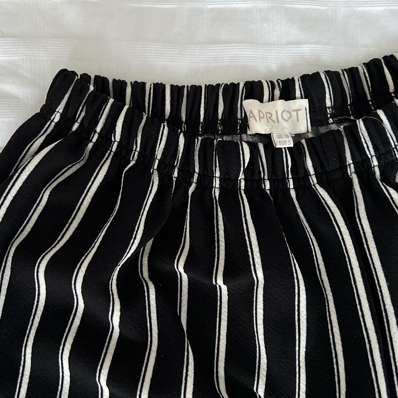 Product Image 3 - Apricot Black and White Striped