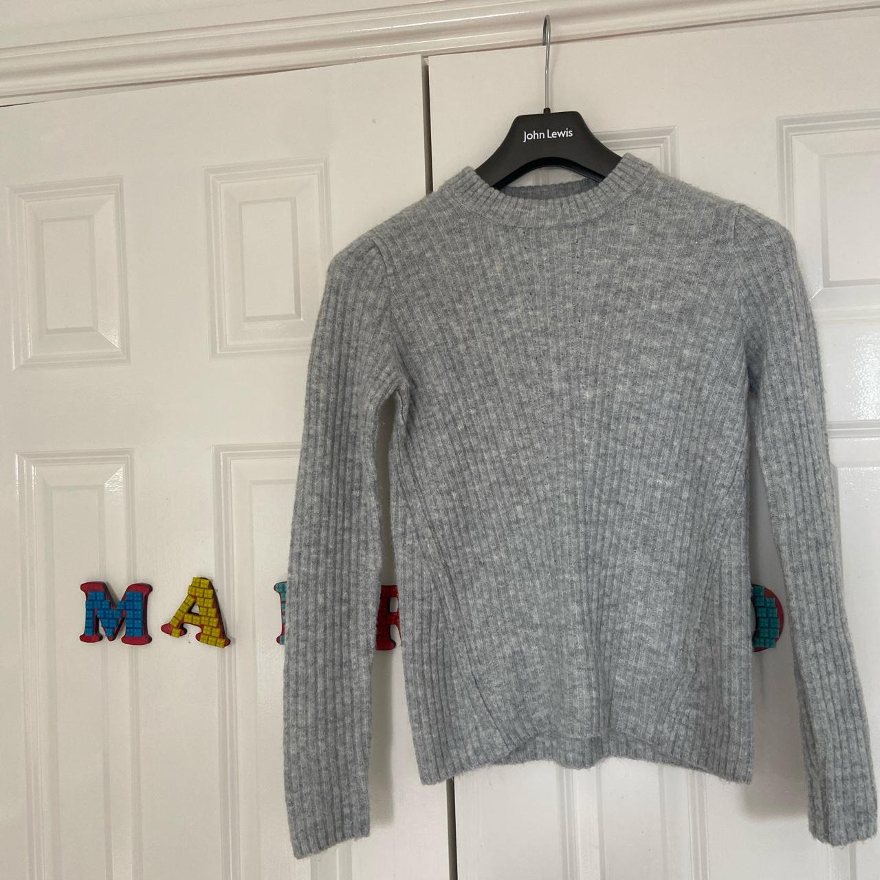 Gorgeous grey knitted Miss selfridge jumper in a... - Depop
