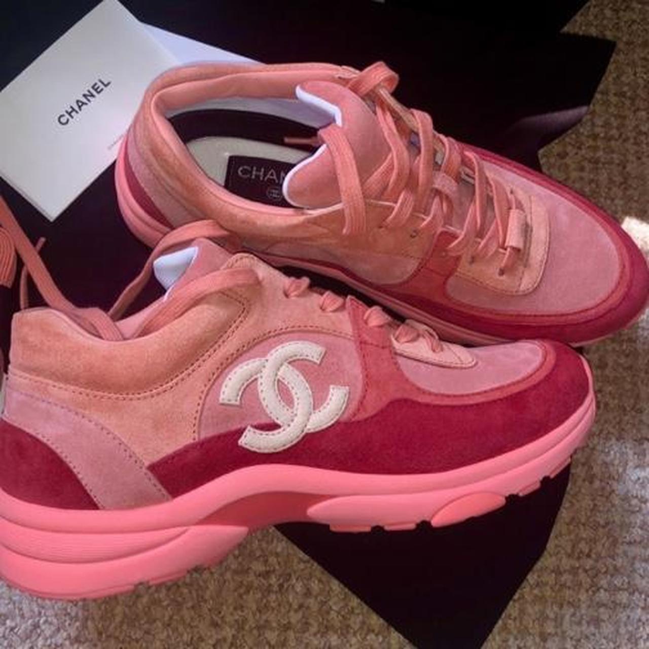 chanel low top trainer cc coral red