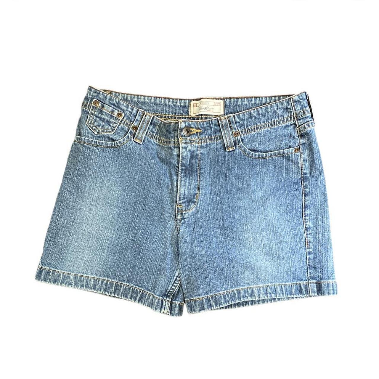 Vintage levi jorts 🐳 Size 8 W So cute for the... - Depop