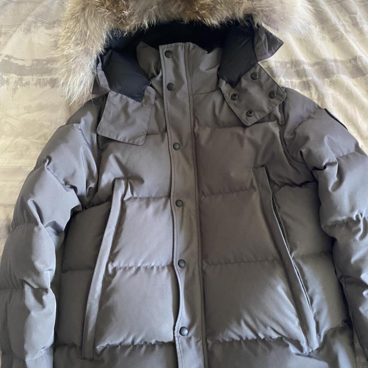 Canada Goose Men's Coat | Depop