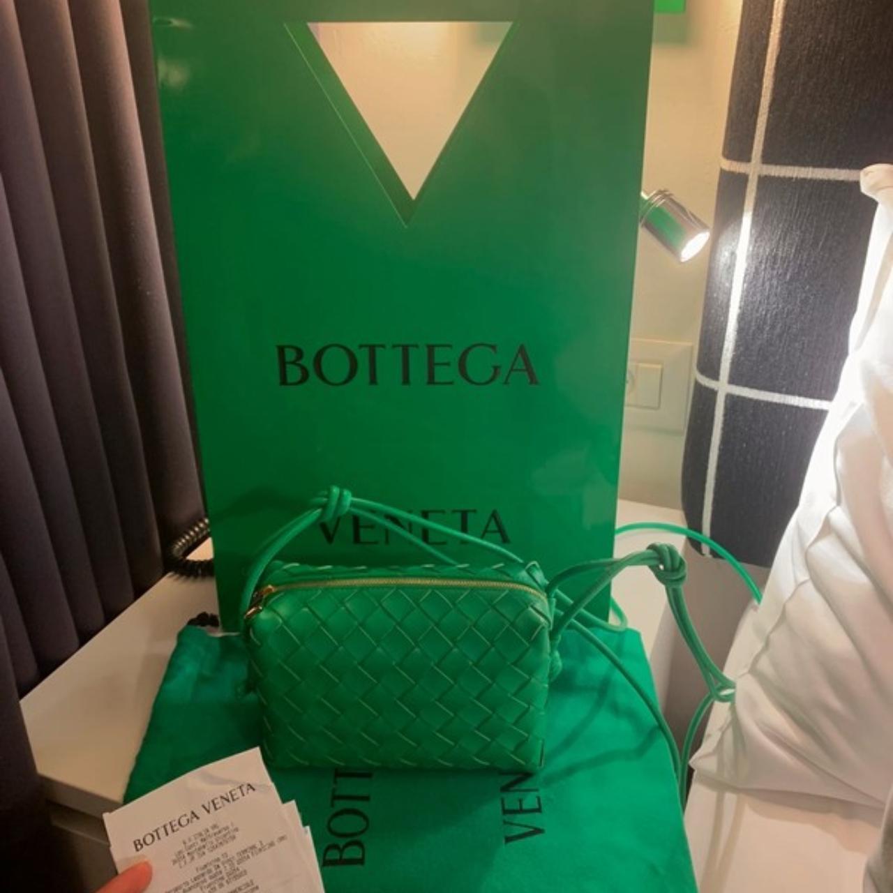 Loop leather handbag Bottega Veneta Green in Leather - 34193012