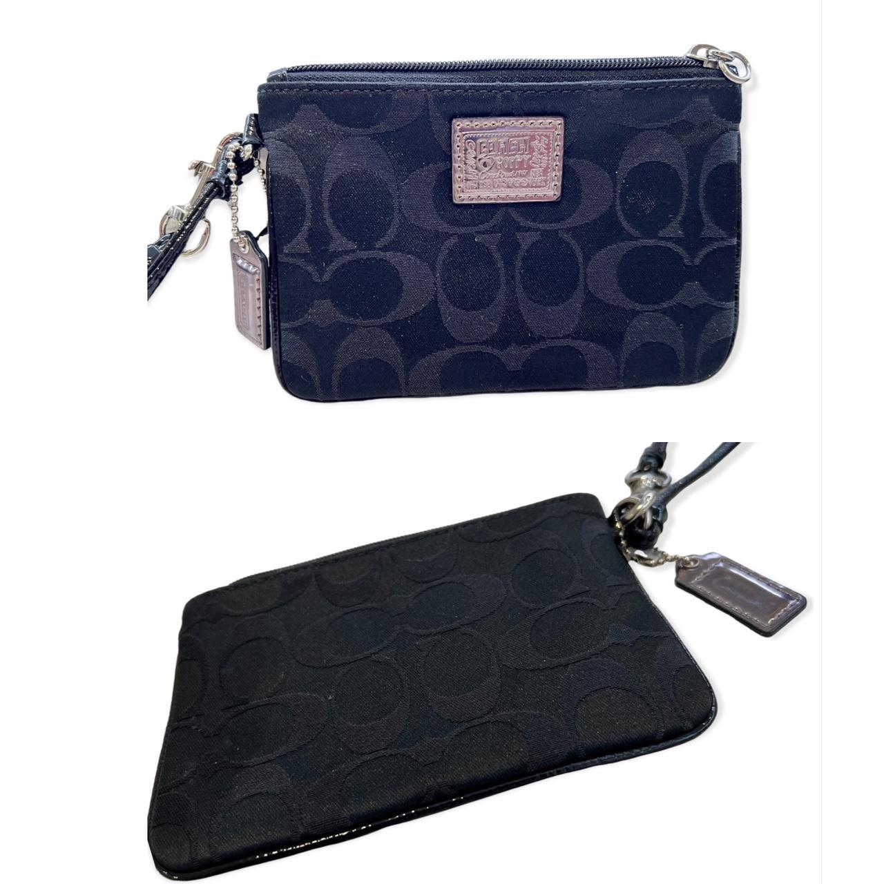 Coach Poppy Wristlet Released in Fall 2009 Classic... Depop