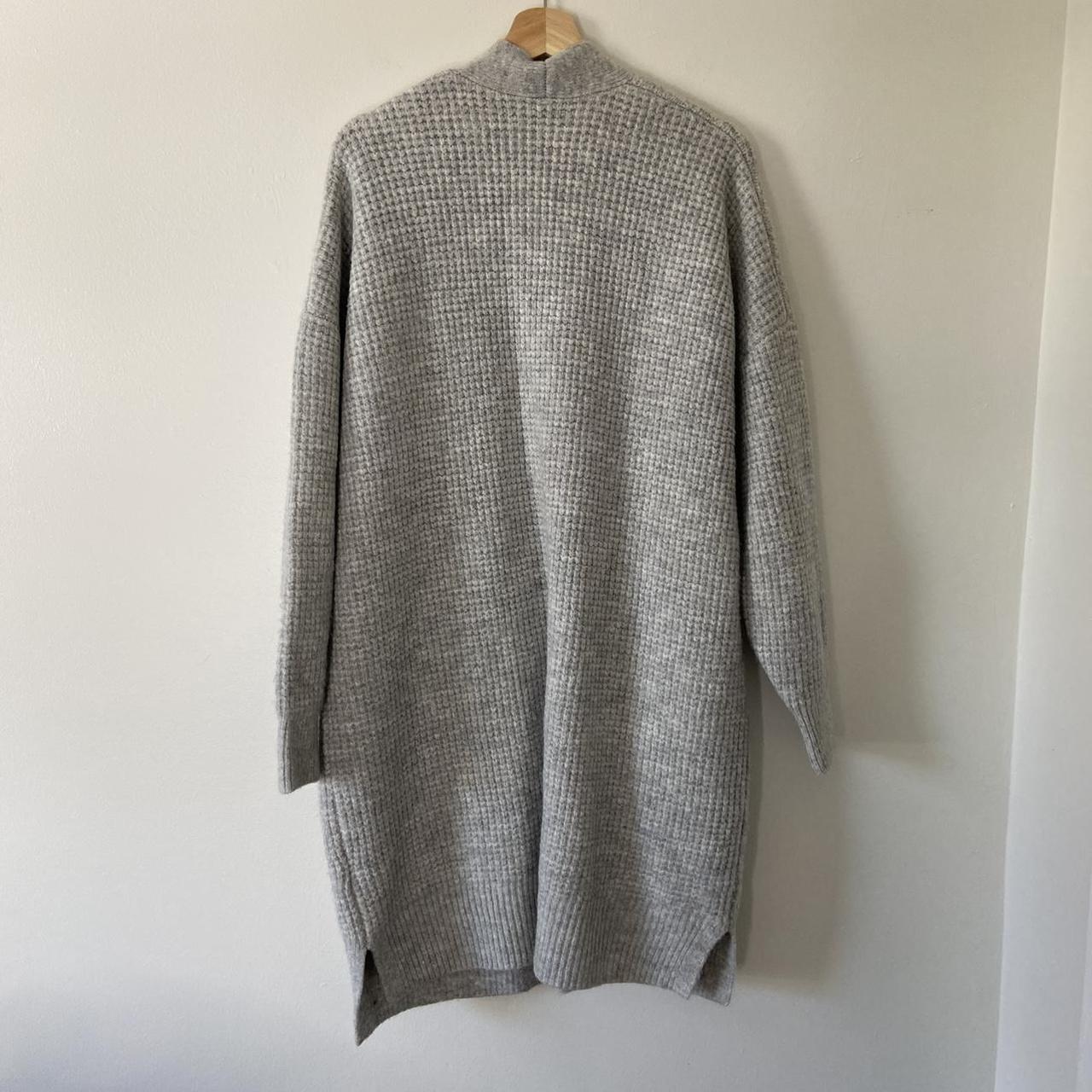 Gap Women's Grey Cardigan Depop