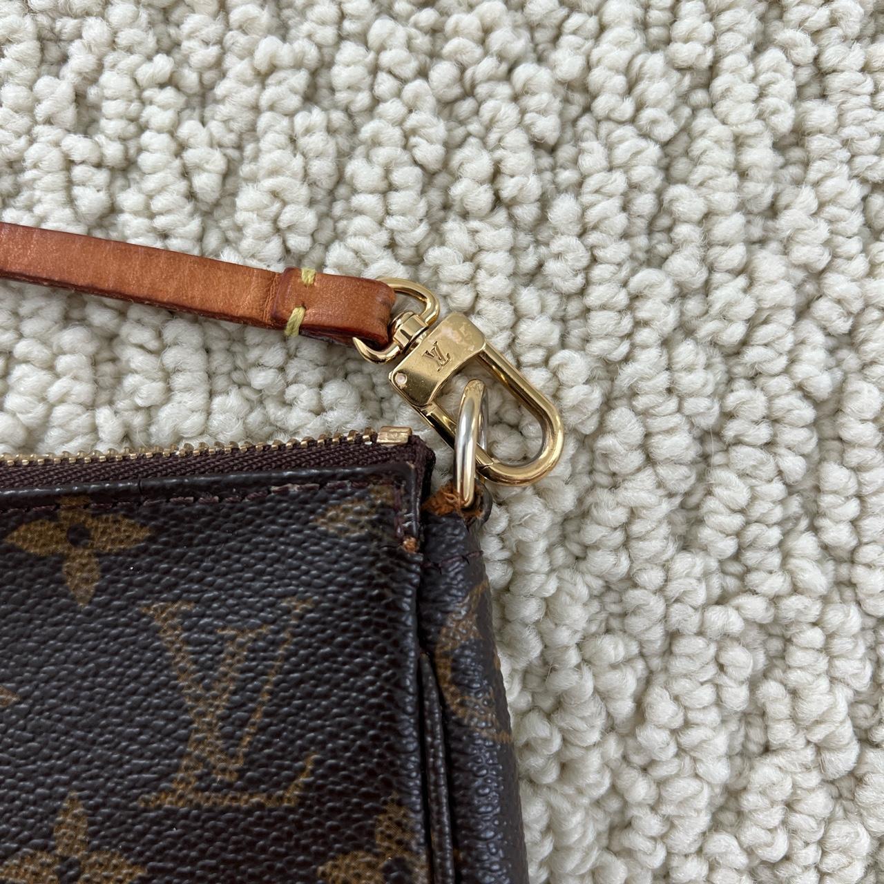 LV Dupe Brown Bag A little scuffy on the zipper - Depop