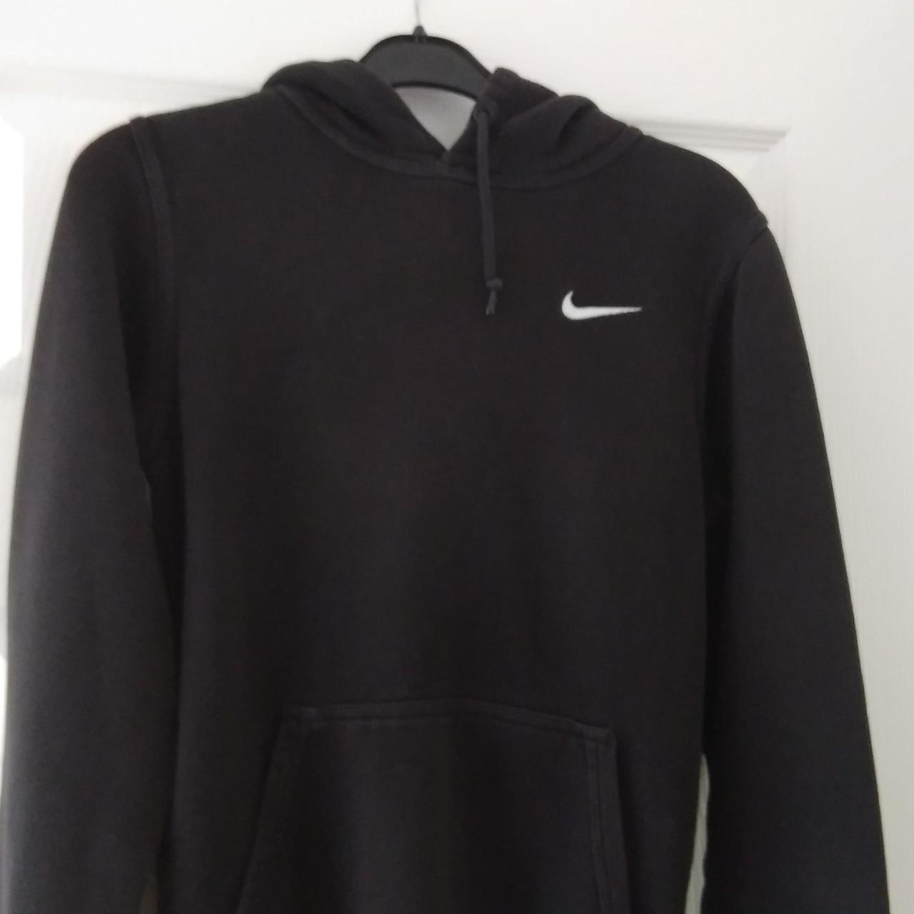 Nike Men's Black Hoodie | Depop