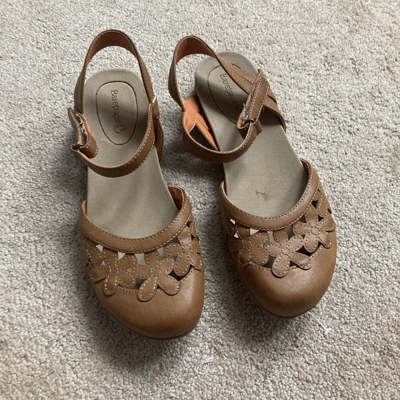Brown floral Mary Jane sandals , size 8 #floral... - Depop