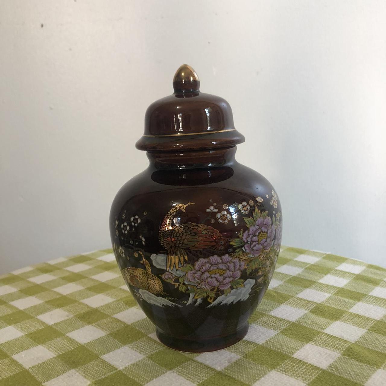 Japanese small vase with lid. In good condition.... Depop