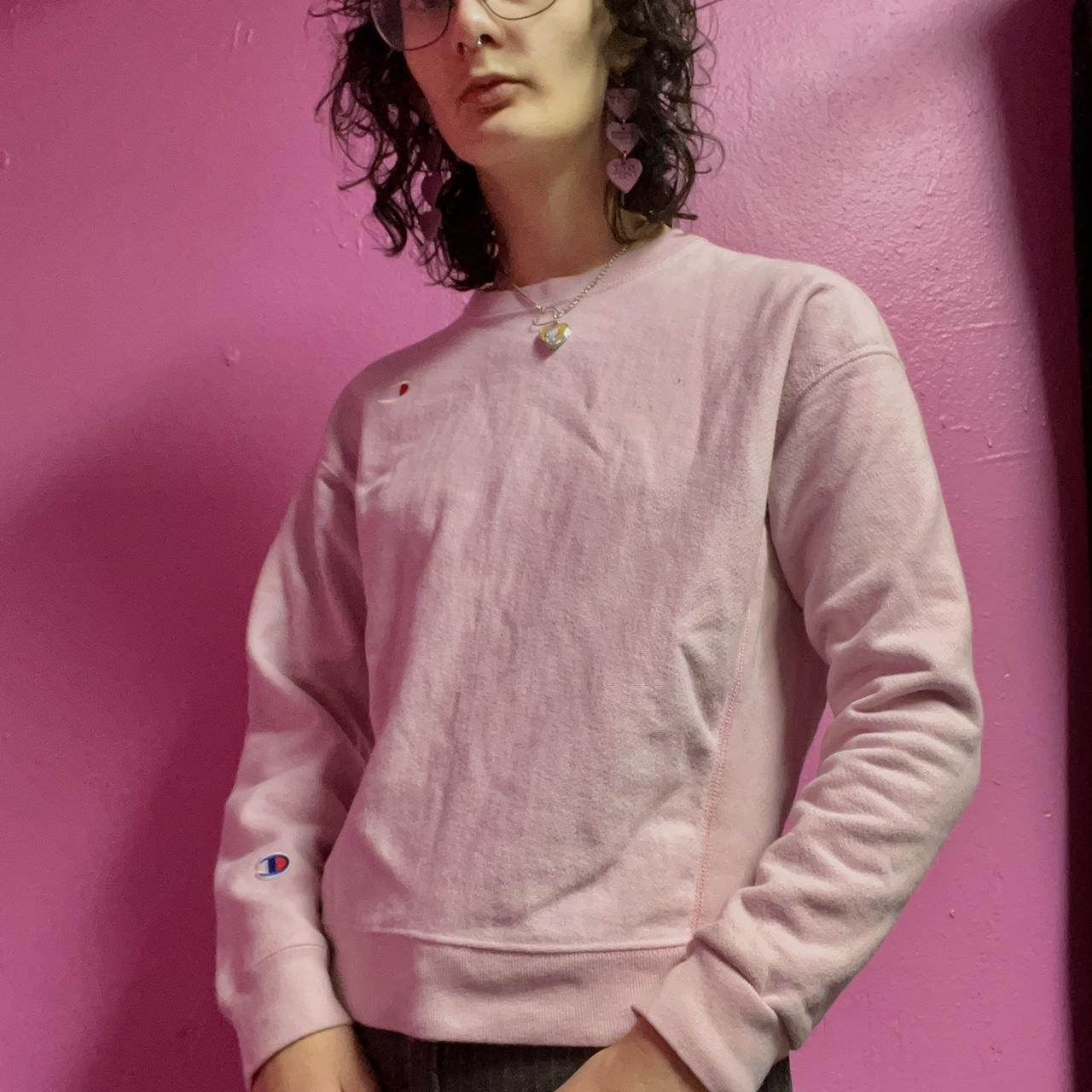 Baby pink outlet champion sweatshirt