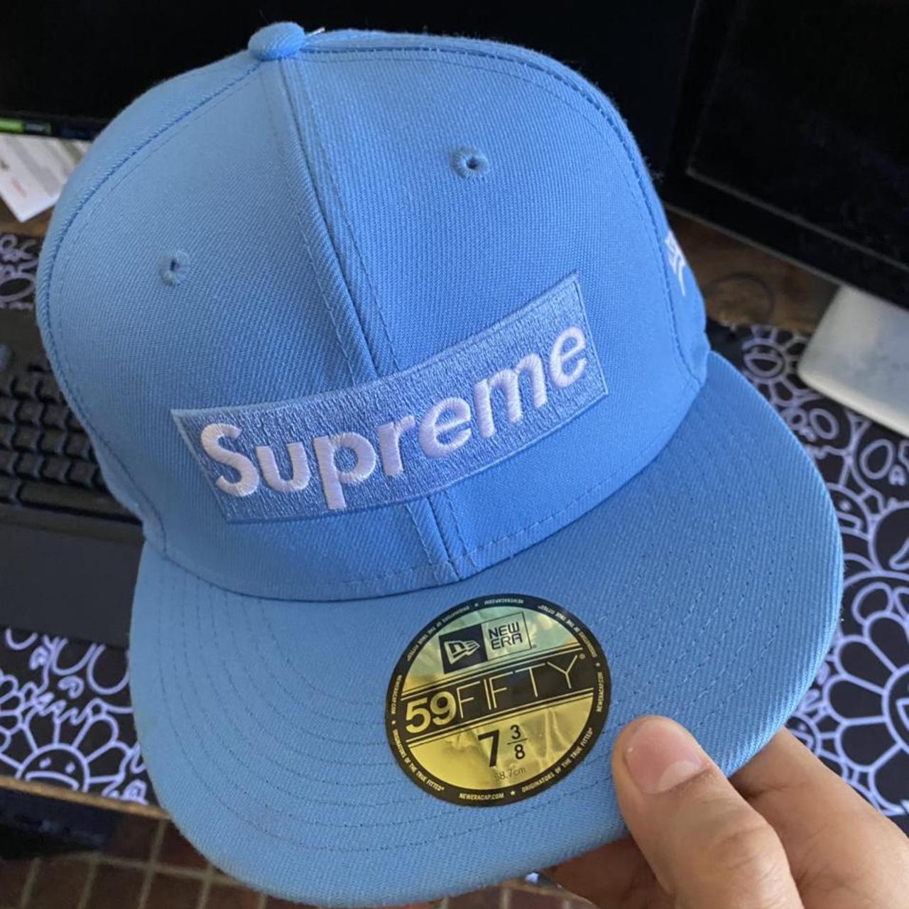 Supreme champions box logo New Era , Excellent...