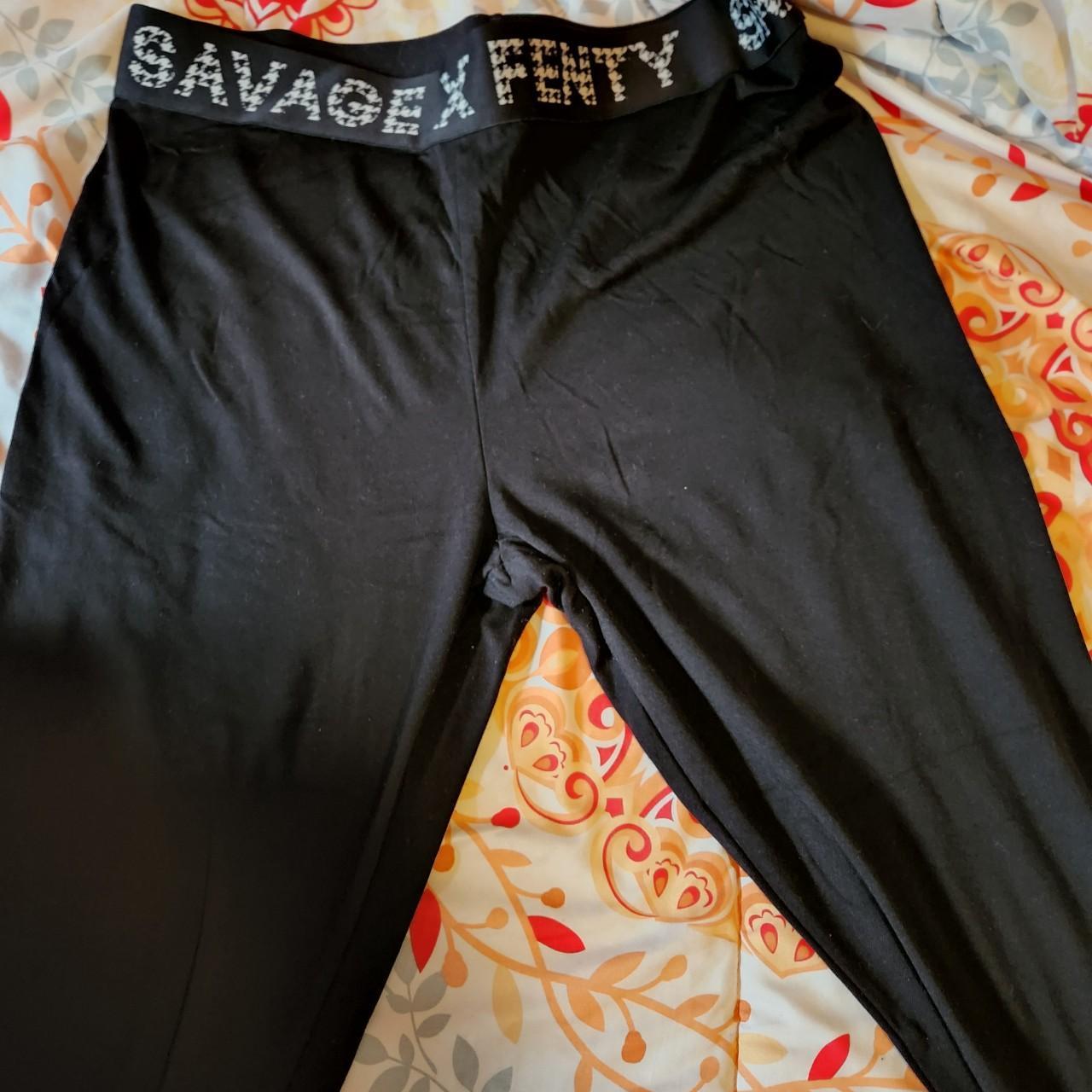 SAVAGE X FENTY LEGGINGS Size XL. Only worn once to - Depop