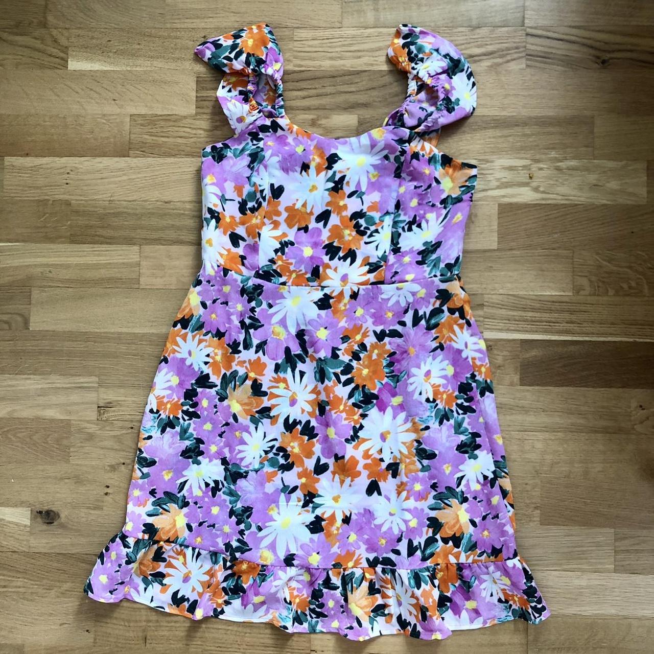 Dorothy Perkins floral mini dress Never worn. With... - Depop