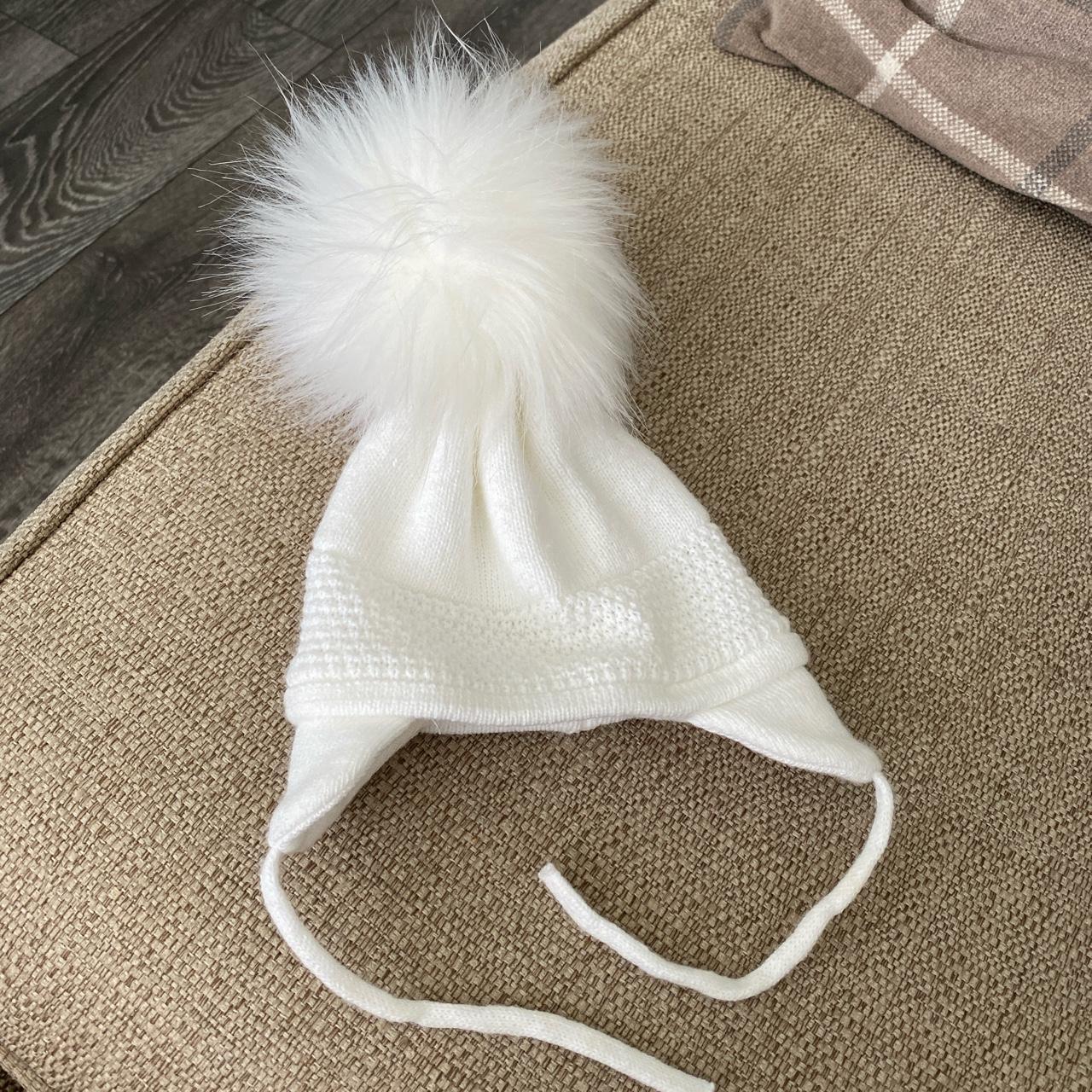 Adorable white hat for little boys and girls by... - Depop