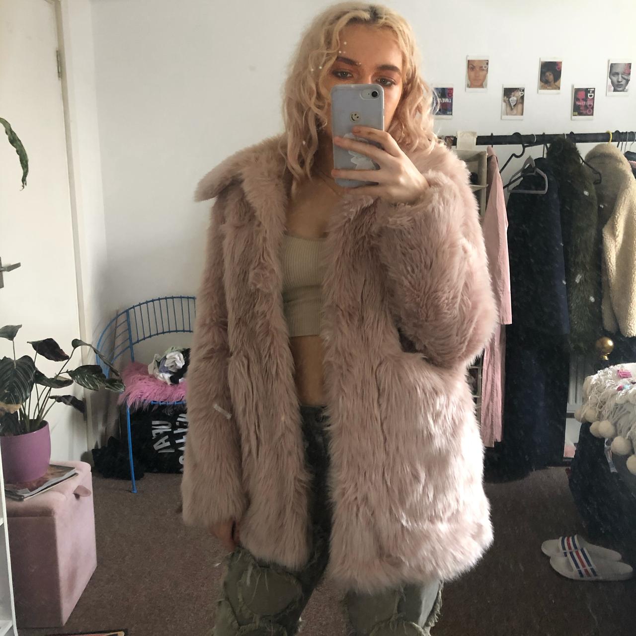 urban outfitters pink fur jacket