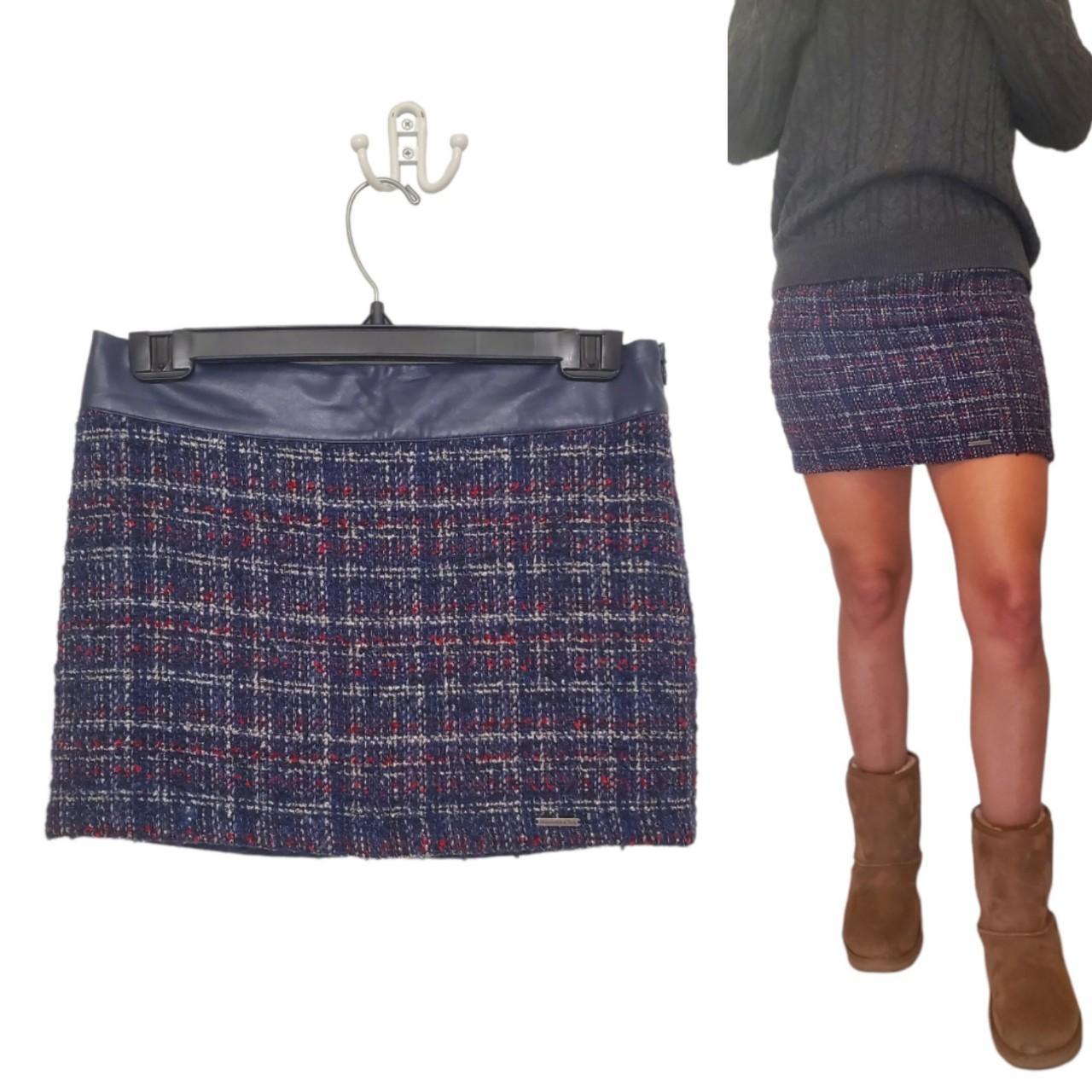 Abercrombie & Fitch Women's Navy and Gold Skirt
