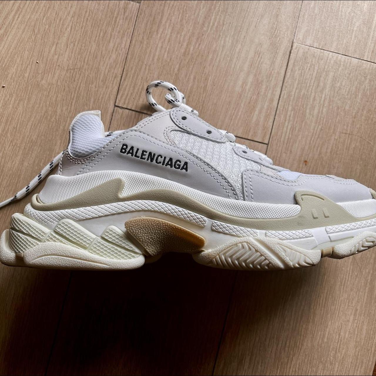 Balenciaga Women's White and Cream Trainers | Depop