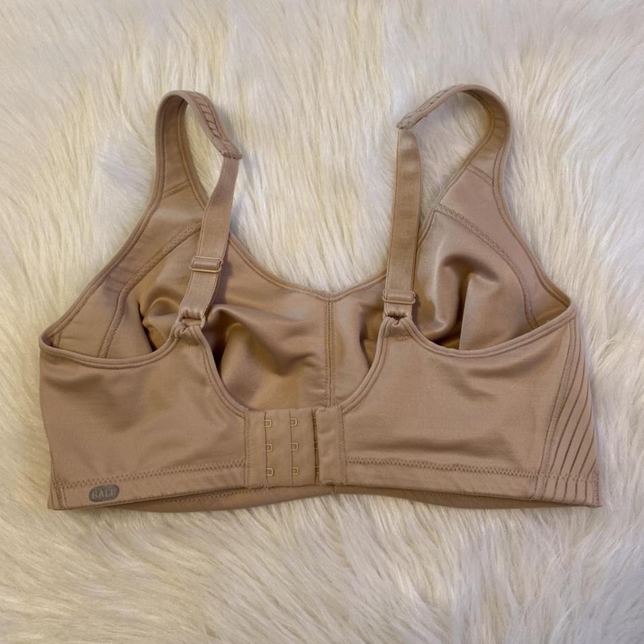 Bali Bra Womens Size 36DD Grey Lightly Lined - Depop