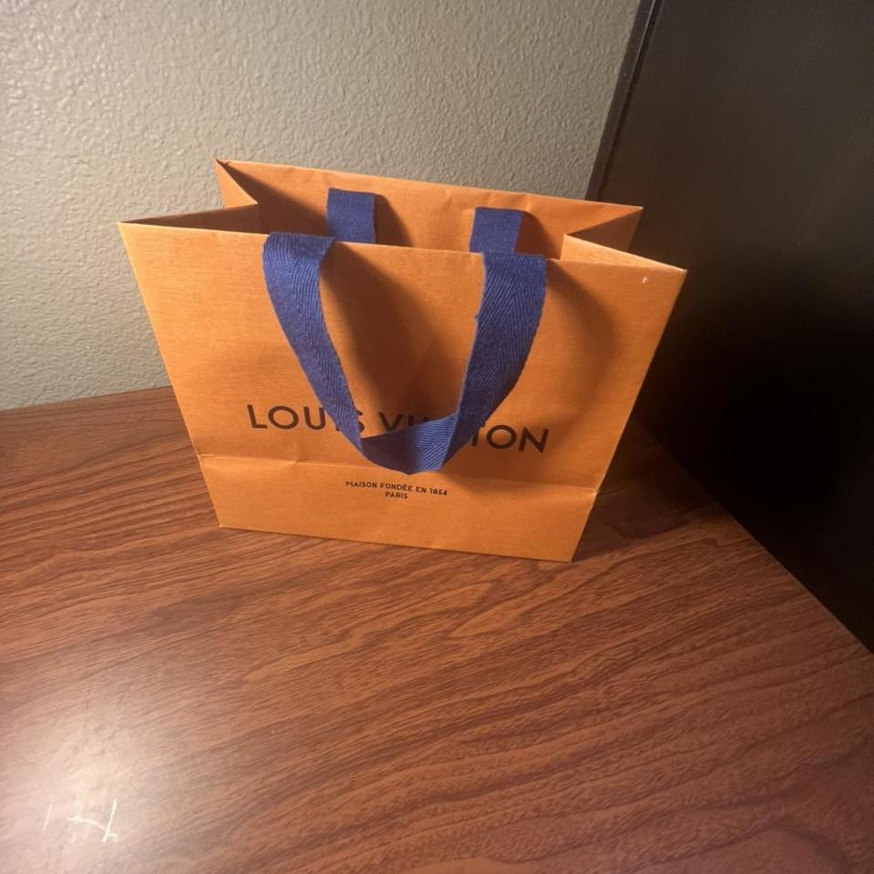 Louis Vuitton Maison Fondee En 1854 Paris gift bag - Depop