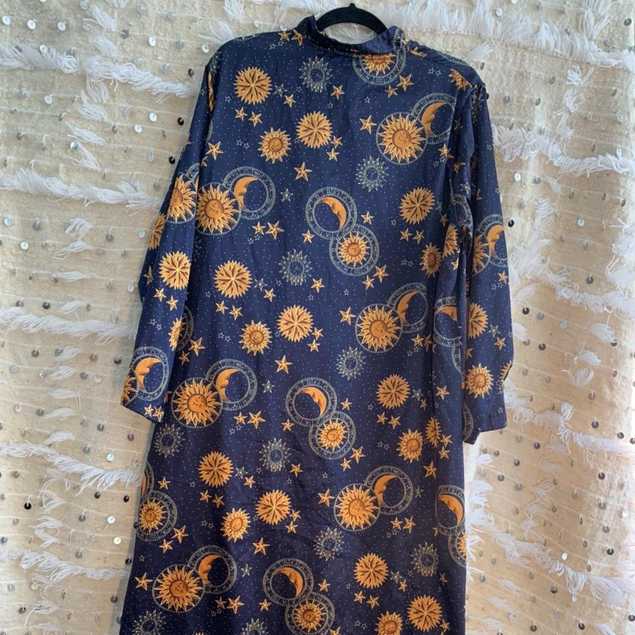 Vanity Fair Women's Navy and Gold Pajamas (2)
