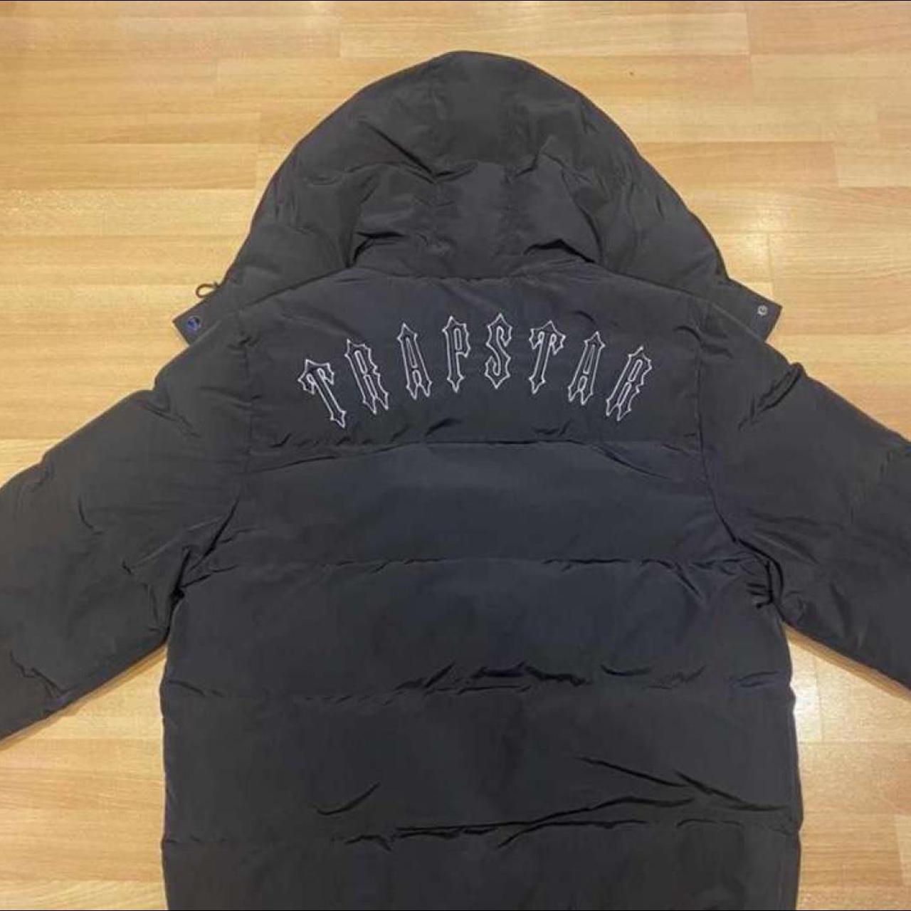 Black trapstar coat size large - Depop