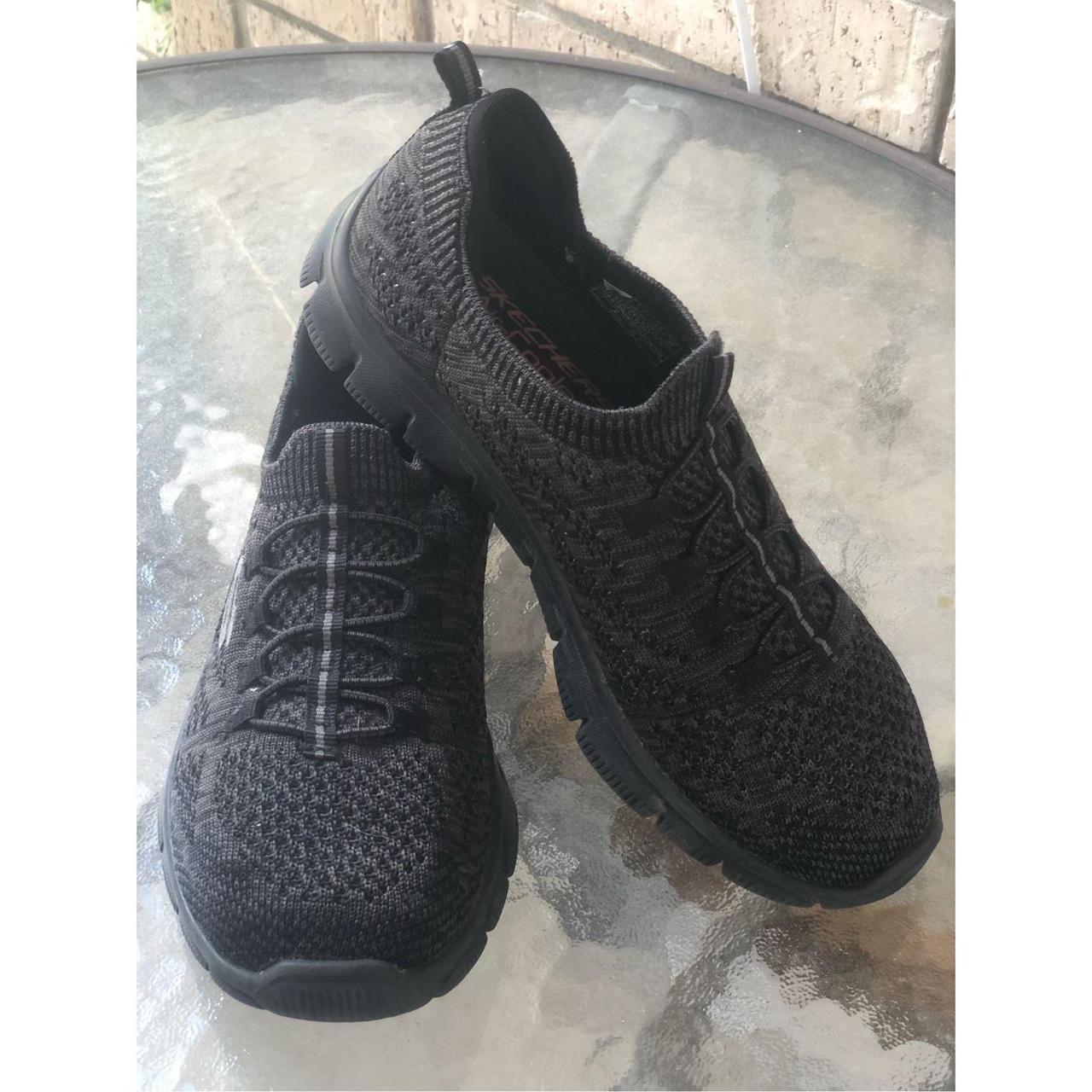 Ladies black skechers size on sale 7