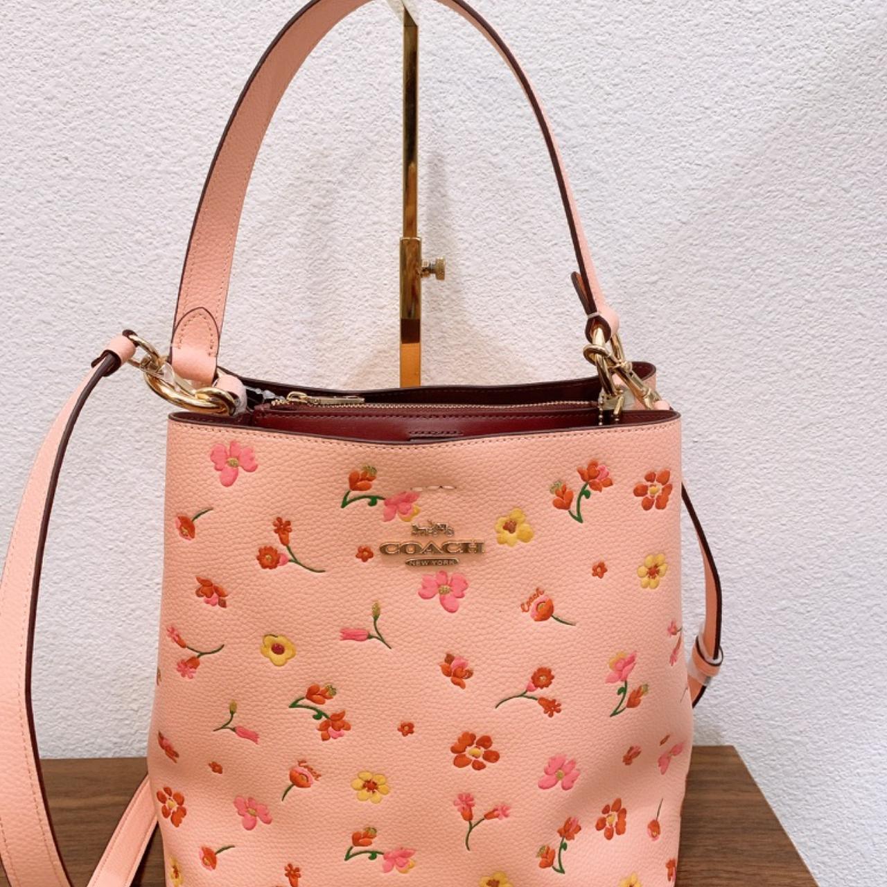 Coach Town Bucket Bag Pink Striped deals Purse