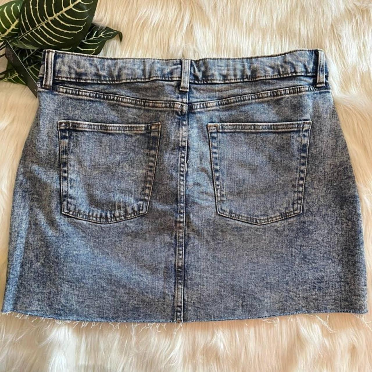 Cute and flirty denim miniskirt from Wild Fable in... - Depop