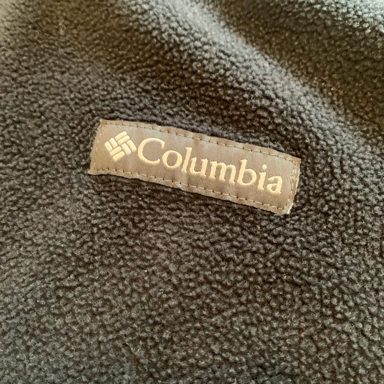 Vintage Columbia Vest, in great condition, open to... - Depop