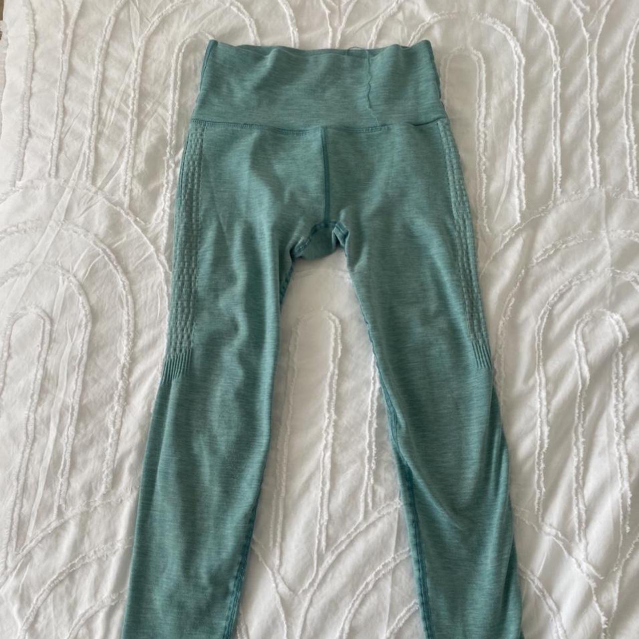 Alphalete halo leggings in aquamarine (teal blue).... Depop
