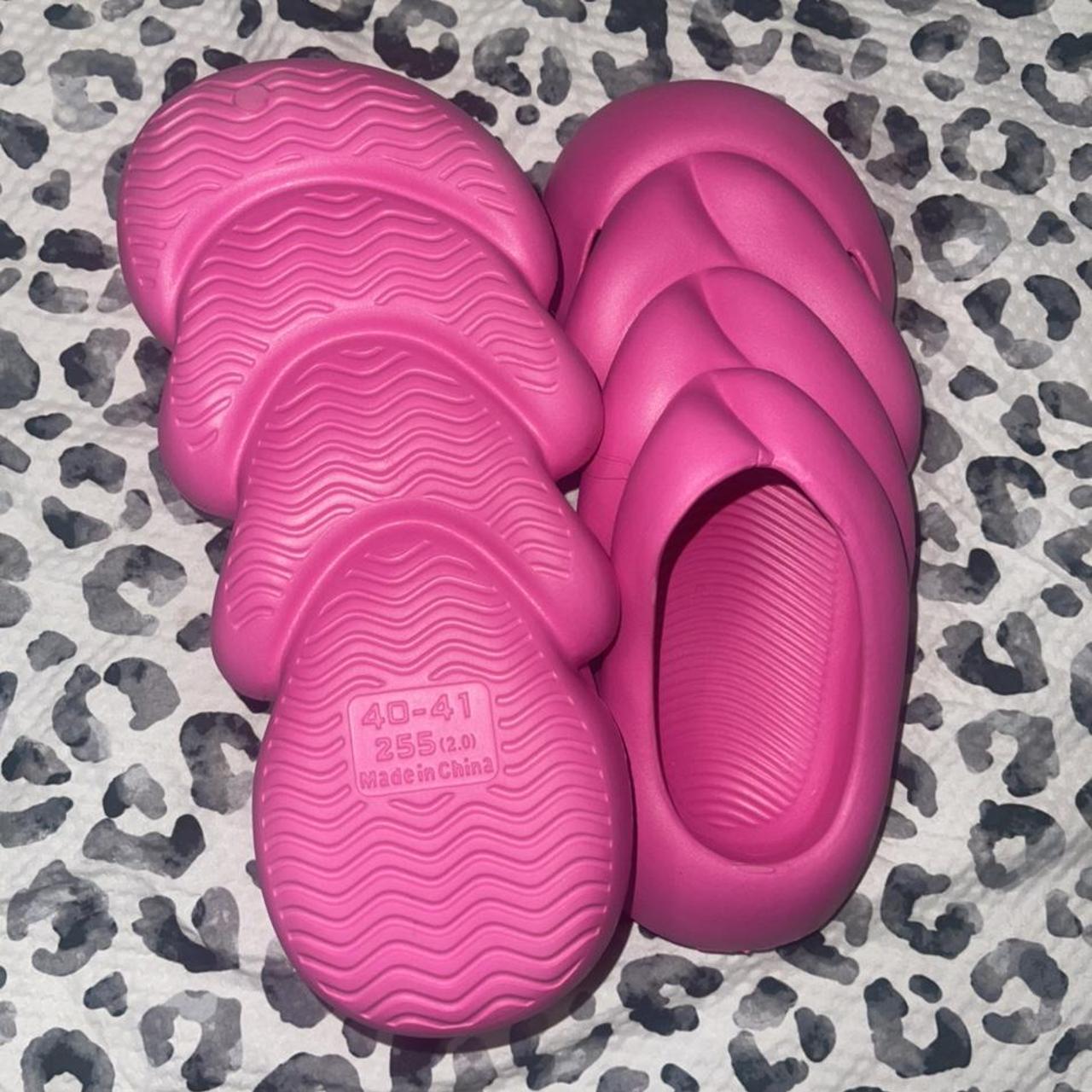Yeezy Women's Pink Slides (3)