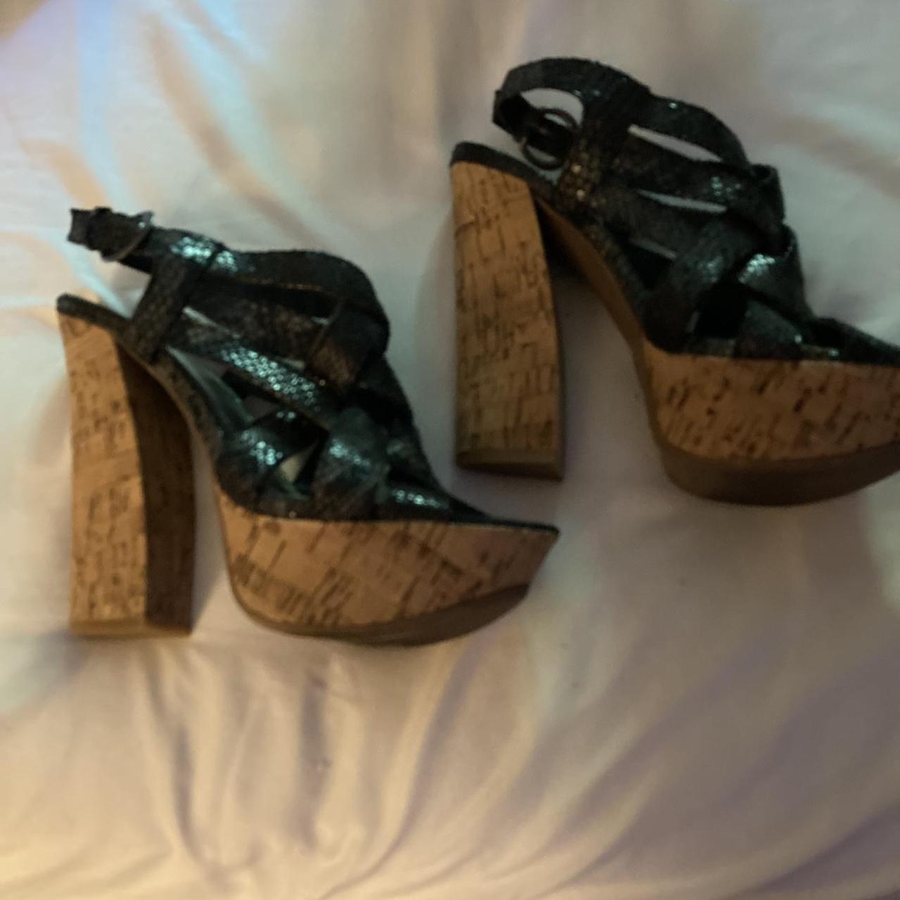 BAM Women's Black and Grey Sandals | Depop