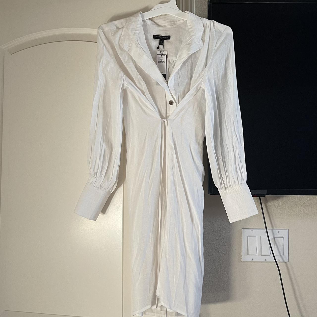 Banana Republic Women's White Dress Depop