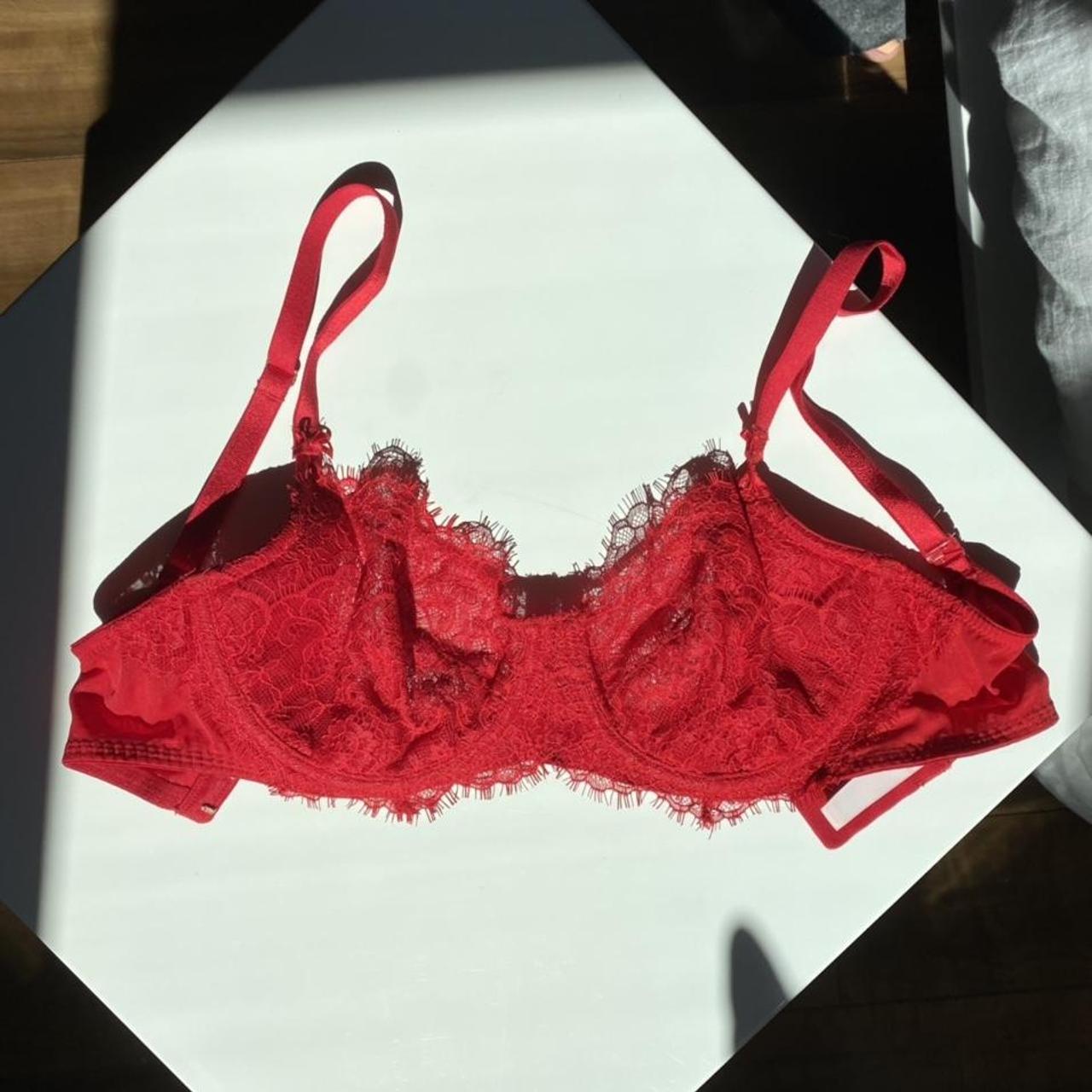 Victorias Secret Red Lace Dream Angels Bra Pushup Depop