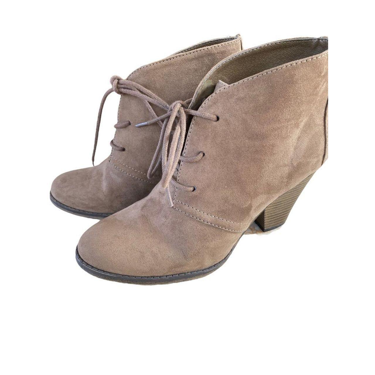 Mia deals suede booties