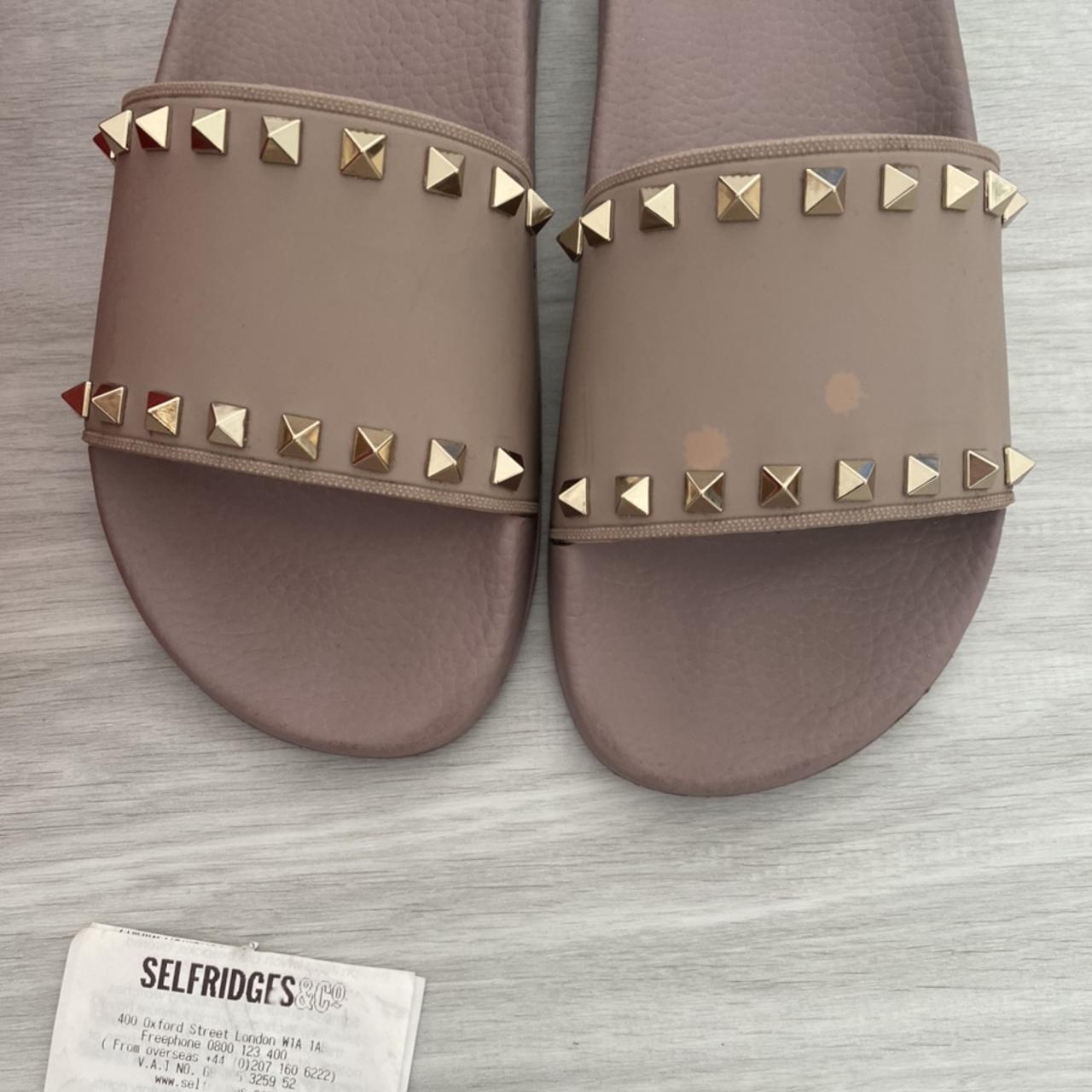 VALENTINO nude rock stud sliders Have been worn Depop